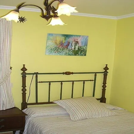House - 2 Bedrooms With Wifi - 00117 Hébergement de vacances Bueu