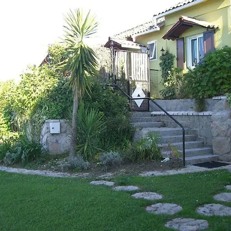 Hébergement de vacances House - 2 Bedrooms With Wifi - 00117